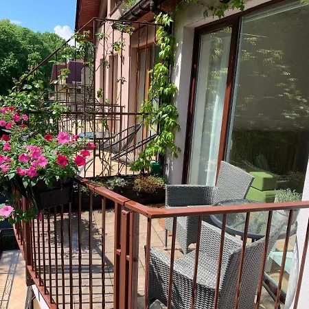 アパート Tecza シフィノウイシチェ